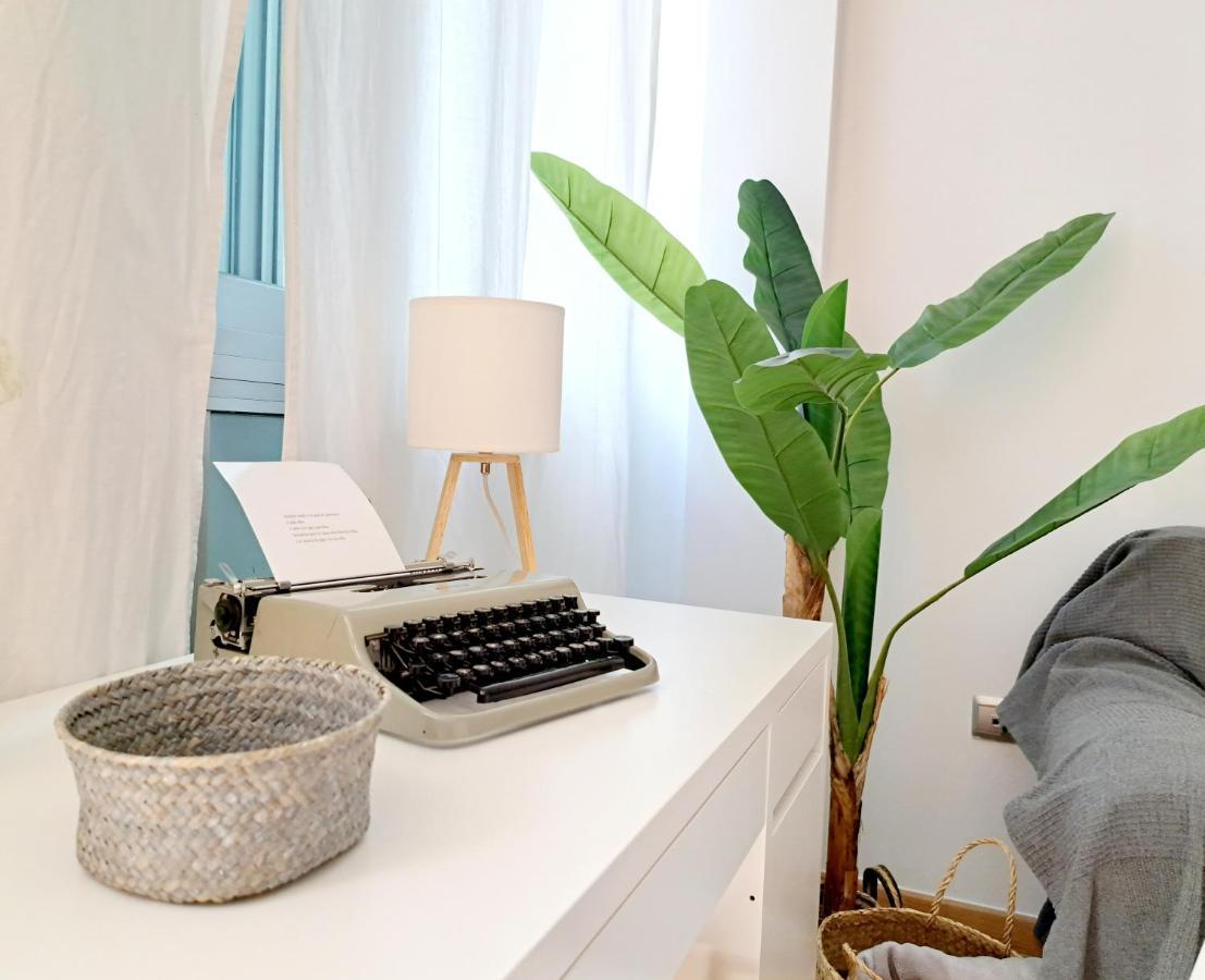 Apartamento Con Encanto Y Parking Trinidad 21 Malaga Bagian luar foto
