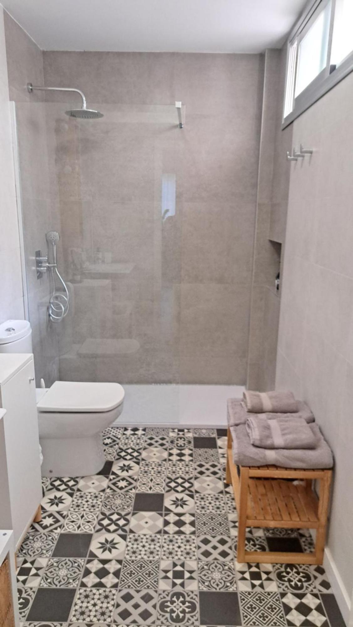 Apartamento Con Encanto Y Parking Trinidad 21 Malaga Bagian luar foto